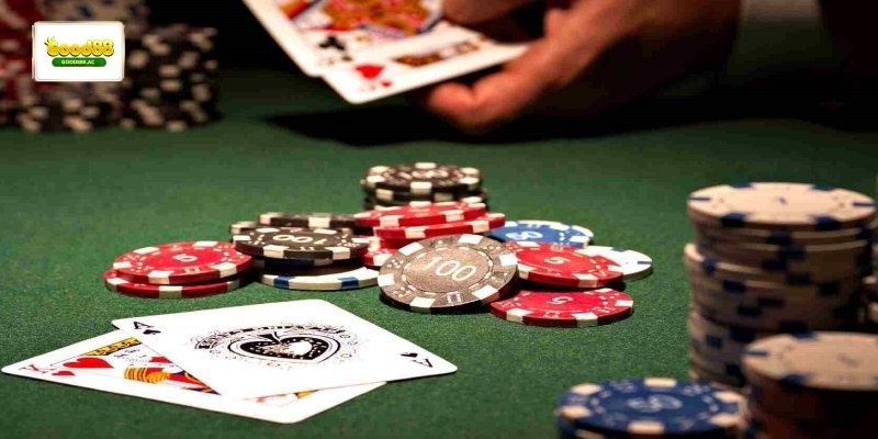 Bật mí về Poker và các vòng chơi cơ bản khi tham gia trải nghiệm